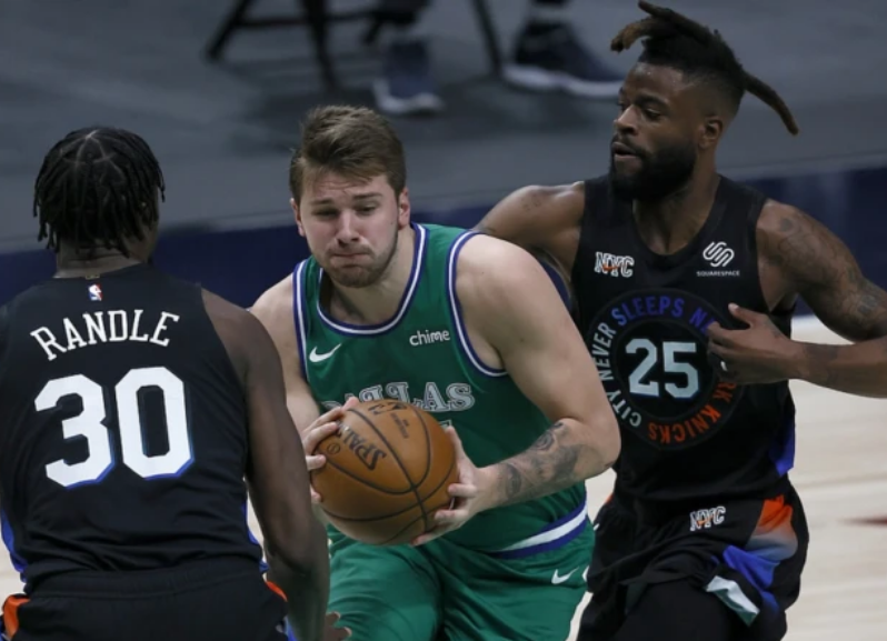 萨拉赫关键节点势不可挡，独行侠带队取胜！的简单介绍